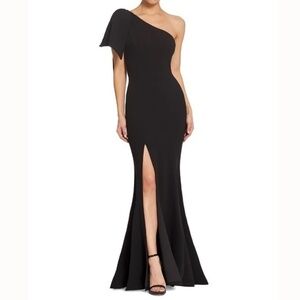 Dress the Population. Georgina One-Shoulder-Bow Gown.
